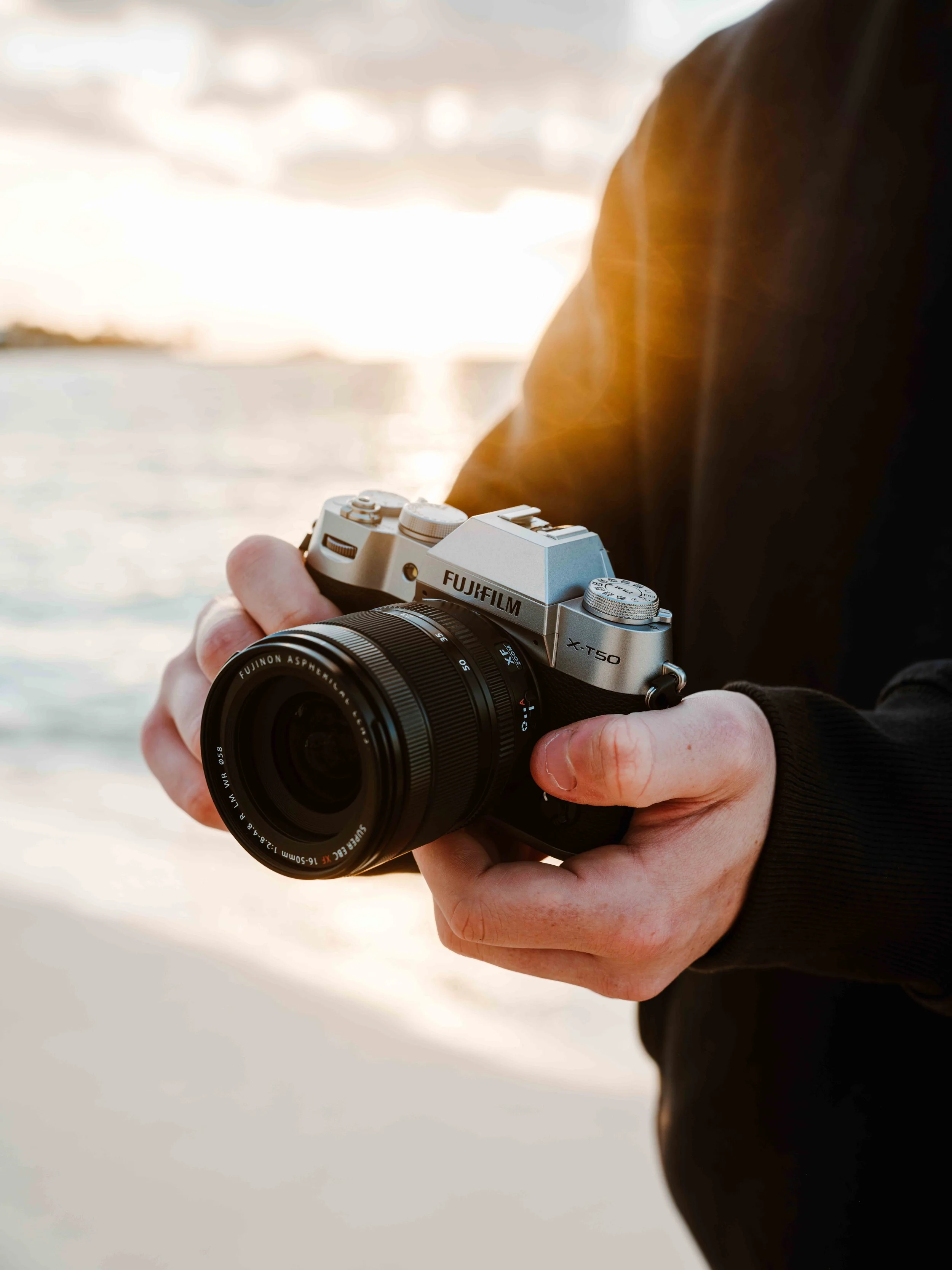 Fujifilm X-T50 Review: Hands-On Experience & Honest Impressions